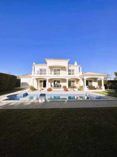 Fantástica moradia T4 com vista mar e piscina - Loulé, Algarve