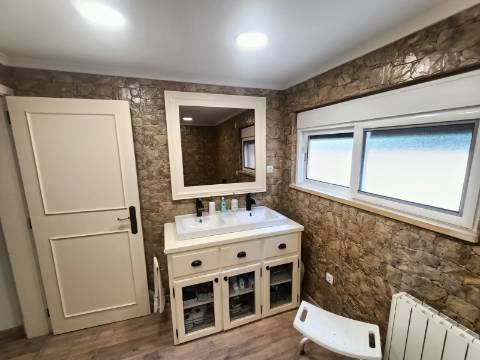 Moradia T3 com Jardim e Piscina