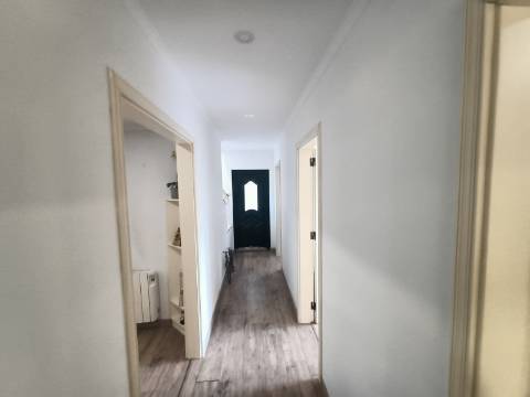 Moradia T3 com Jardim e Piscina