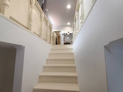 Moradia T3 com Jardim e Piscina