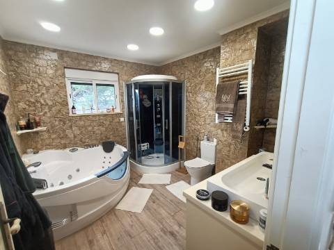 Moradia T3 com Jardim e Piscina