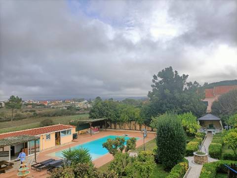 Moradia T3 com Jardim e Piscina