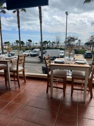 Restaurante/Snack-Bar para trespasse em frente à Praia de Quarteira