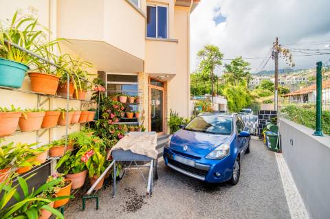 Moradia T3 em Santa Luzia, Funchal