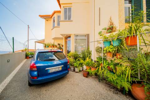 Moradia T3 em Santa Luzia, Funchal