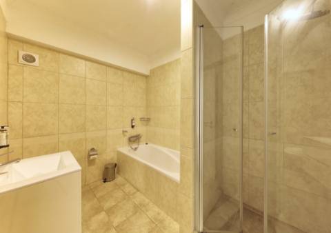 Apartamento T2 em aldeamento de golfe