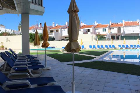 Apartamento Fantástico com 2 Terraços e Vista Mar em Albufeira