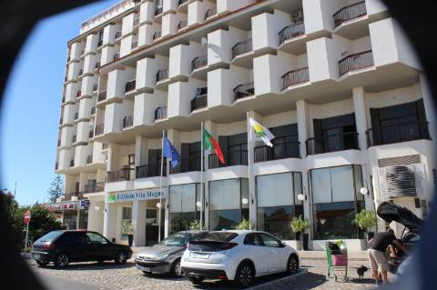 Apartamento Fantástico com 2 Terraços e Vista Mar em Albufeira