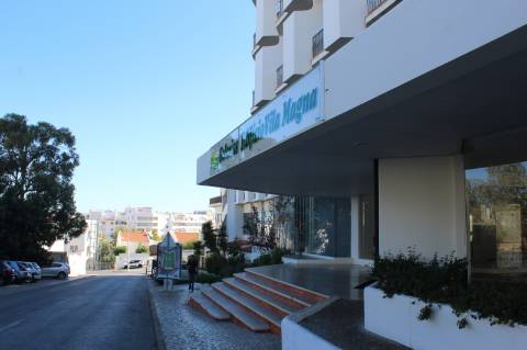 Apartamento Fantástico com 2 Terraços e Vista Mar em Albufeira