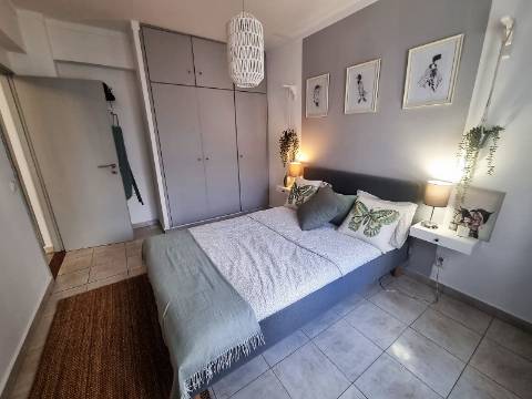 Apartamento T1 renovado e equipado a 100 metros da praia de Quarteira