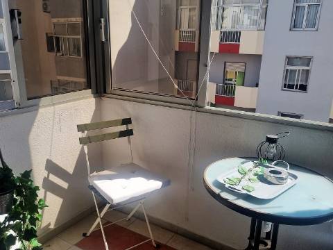 Apartamento T1 renovado e equipado a 100 metros da praia de Quarteira