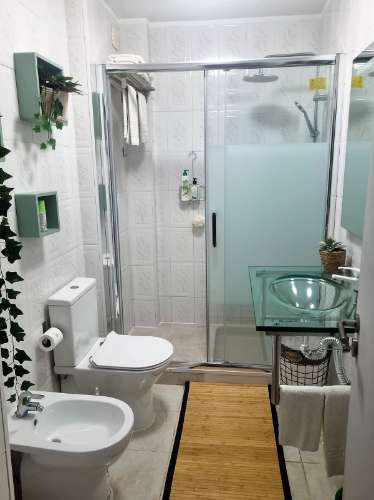 Apartamento T1 renovado e equipado a 100 metros da praia de Quarteira