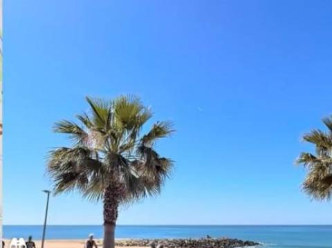 Apartamento T1 renovado e equipado a 100 metros da praia de Quarteira