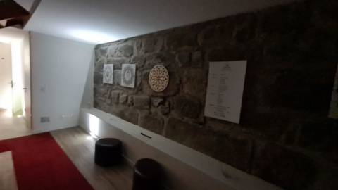 Prédio comercial de 5 Pisos em Bonfim, Porto