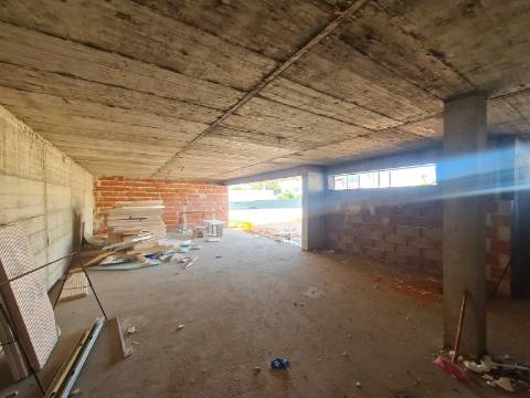 Moradia Isolada T3 em Construção - Quarteira