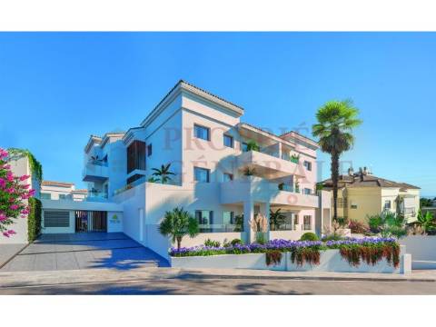 Apartamento T3 novo, perto da praia.