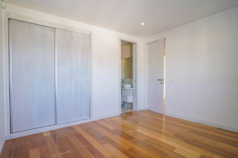 Moradia de luxo junto à Avenida da República, Vila Nova de Gaia