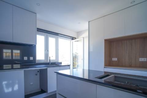 Moradia de luxo junto à Avenida da República, Vila Nova de Gaia