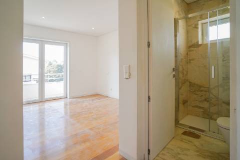 Moradia de luxo junto à Avenida da República, Vila Nova de Gaia