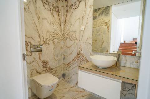 Moradia de luxo junto à Avenida da República, Vila Nova de Gaia