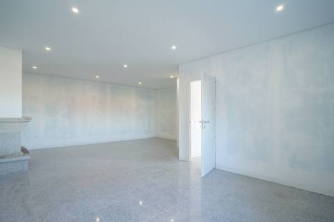 Moradia de luxo junto à Avenida da República, Vila Nova de Gaia