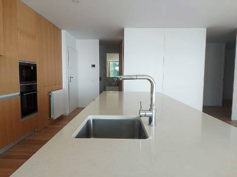 Apartamento T3 novo, com vista mar. - Matosinhos