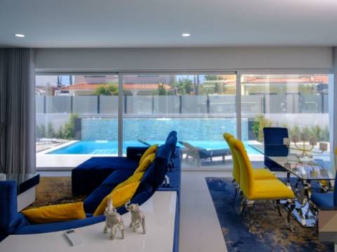 Moradia T4 na Charneca da Caparica