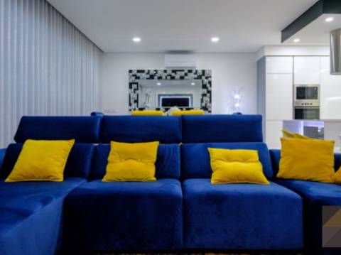 Moradia T4 na Charneca da Caparica