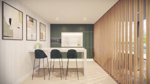 Moradia geminada T4, com parqueamento.