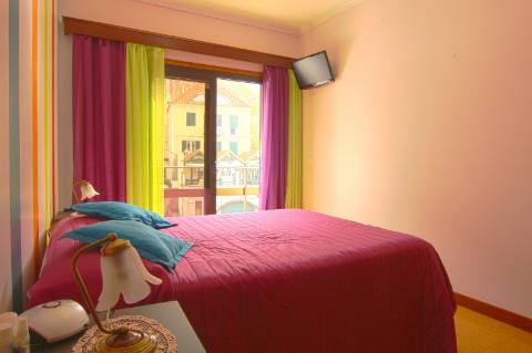 Fantástica Moradia T4 no Centro da Ribeira Brava