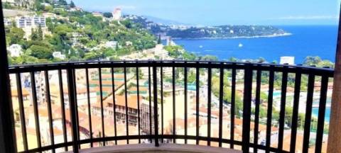 Grande apartamento de 1 quarto descapotável em 2 quartos em uma residência de prestígio no Mónaco