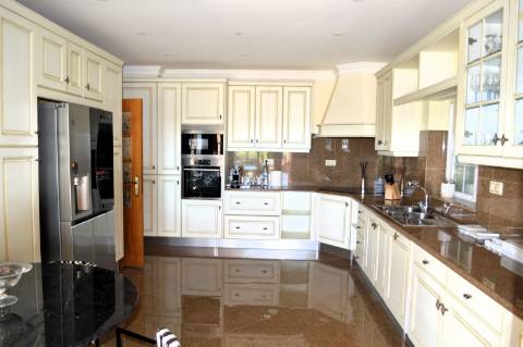 BAIXA DE PREÇO !!!
Moradia de Luxo V4+4 COM VISTA MAR PARA VENDA EM MONCARAPACHO
