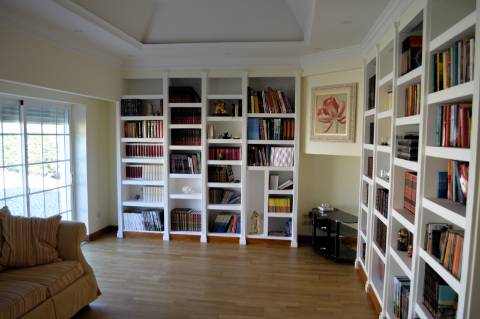 BAIXA DE PREÇO !!!
Moradia de Luxo V4+4 COM VISTA MAR PARA VENDA EM MONCARAPACHO
