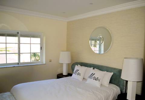 BAIXA DE PREÇO !!!
Moradia de Luxo V4+4 COM VISTA MAR PARA VENDA EM MONCARAPACHO
