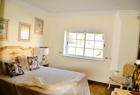 BAIXA DE PREÇO !!!
Moradia de Luxo V4+4 COM VISTA MAR PARA VENDA EM MONCARAPACHO
