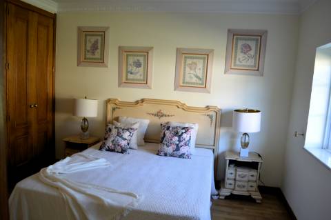 BAIXA DE PREÇO !!!
Moradia de Luxo V4+4 COM VISTA MAR PARA VENDA EM MONCARAPACHO
