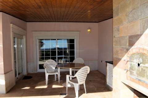 BAIXA DE PREÇO !!!
Moradia de Luxo V4+4 COM VISTA MAR PARA VENDA EM MONCARAPACHO
