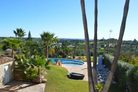 BAIXA DE PREÇO !!!
Moradia de Luxo V4+4 COM VISTA MAR PARA VENDA EM MONCARAPACHO
