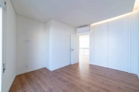 Moradia T4 em Resort de Luxo em Palmela - Setúbal