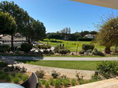 Apartamento T3 com vista para o Golfe e Jardim