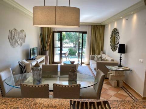 Apartamento T3 com vista para o Golfe e Jardim