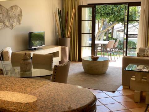 Apartamento T3 com vista para o Golfe e Jardim