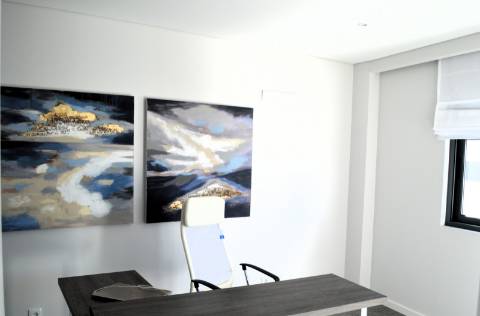 Excelente Apartamento T4 Novo com piscina, garagem e arrecadação em Olhão