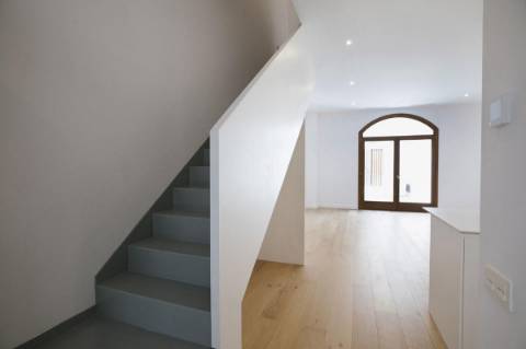 Moradia em banda T3 , perto da praia.