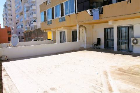 Escritório com 10 divisões, em zona privilegiada da cidade de Faro, Algarve