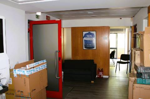 Escritório com 10 divisões, em zona privilegiada da cidade de Faro, Algarve