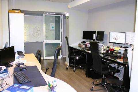 Escritório com 10 divisões, em zona privilegiada da cidade de Faro, Algarve