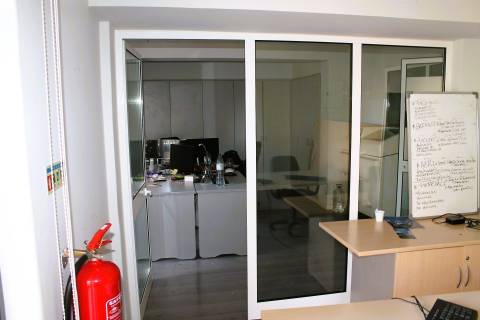 Escritório com 10 divisões, em zona privilegiada da cidade de Faro, Algarve