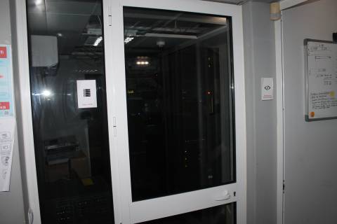 Escritório com 10 divisões, em zona privilegiada da cidade de Faro, Algarve