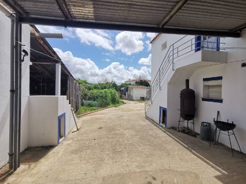 Terreno com Quintinha em Faro, Sítio do Besouro